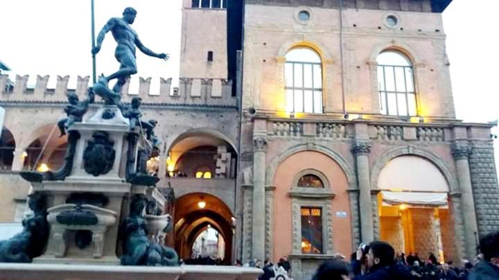 Appartamento Fiera-Centro Bologna Buitenkant foto